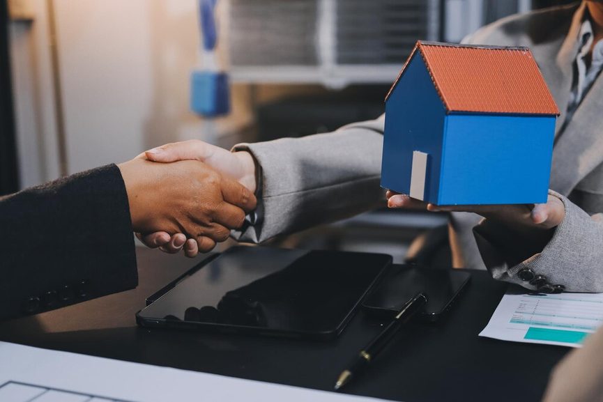 Tableau comparatif leasing immobilier vs achat classique pour entreprise