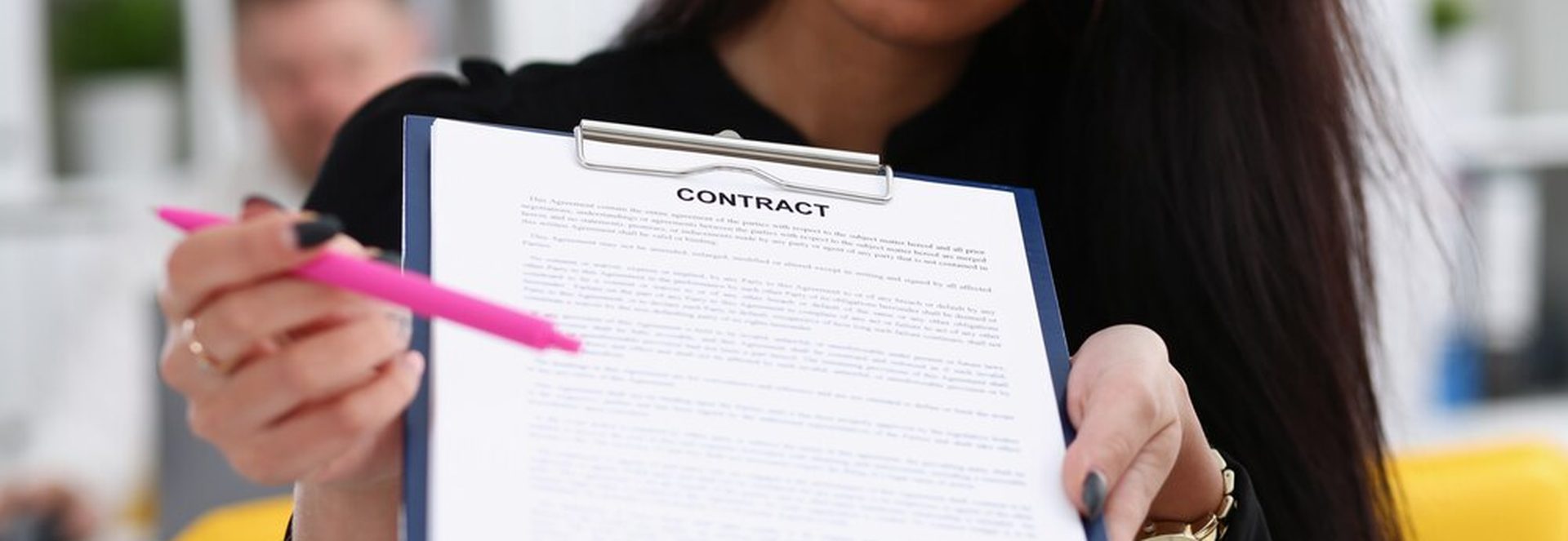 Erreurs courantes dans un contrat CDD pour les PME