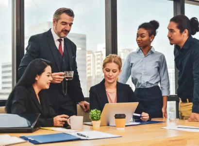 Les compétences essentielles à développer pour réussir en tant que dirigeant d’entreprise