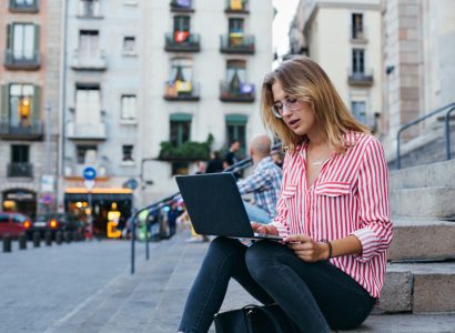 Comment choisir une agence marketing en Suisse romande en 2026 ?