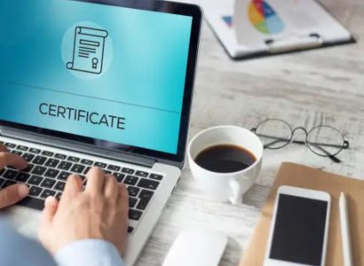 DCG Studi : tout savoir sur la formation de comptabilité à distance