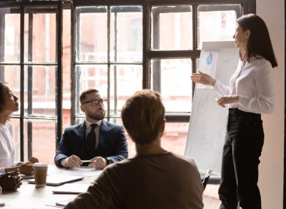 Formation formateur adulte : guide complet des formations certifiantes et à distance