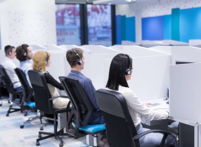 Automatisez et personnalisez vos interactions avec un logiciel de centre de contact