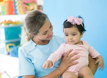 Formation assistante maternelle : tout savoir pour se lancer sereinement