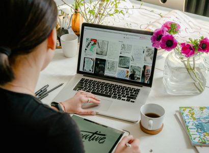 Création de site internet : guide complet pour lancer votre site facilement