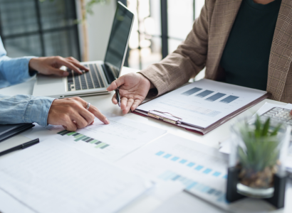 Comment devenir auditeur interne ? Guide complet pour réussir votre carrière