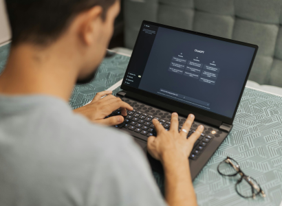 Les outils d&rsquo;IA pour créer du contenu SEO : comparatif des meilleures solutions en 2026